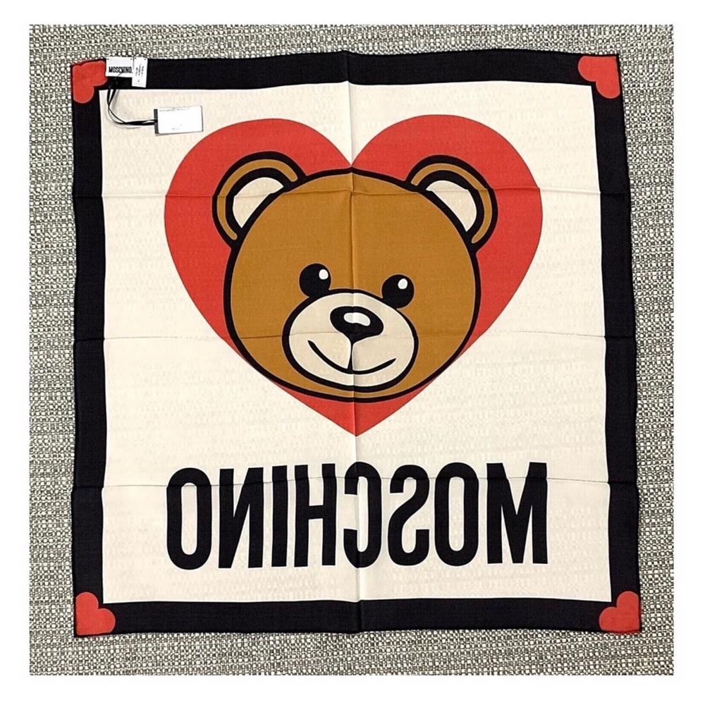 NWT MOSCHINO Signature Teddy Bear Red ❤️100% Silk Large Wrap/Scarf - Picture 3 of 9